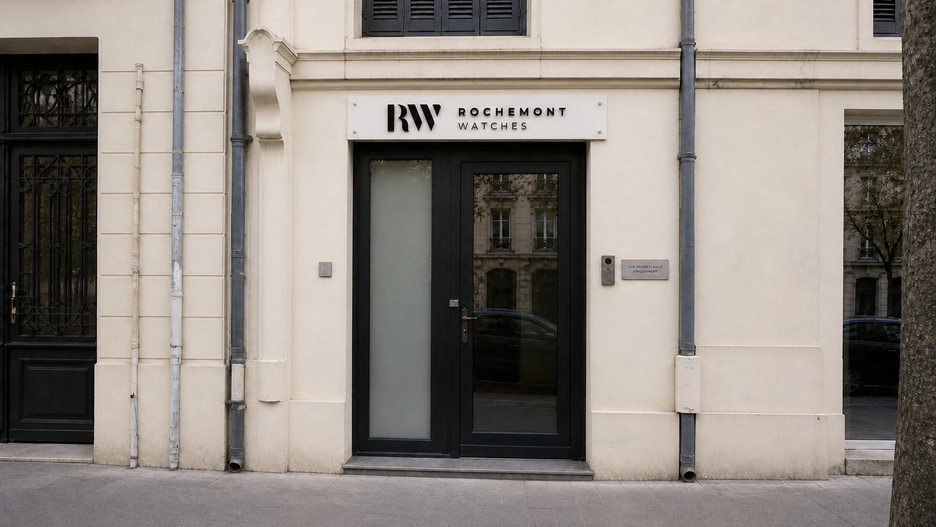 Devanture du showroom Rochemont Watches